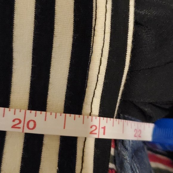 #282 INC White/Black Striped Off Shoulder M - Picture 3 of 5